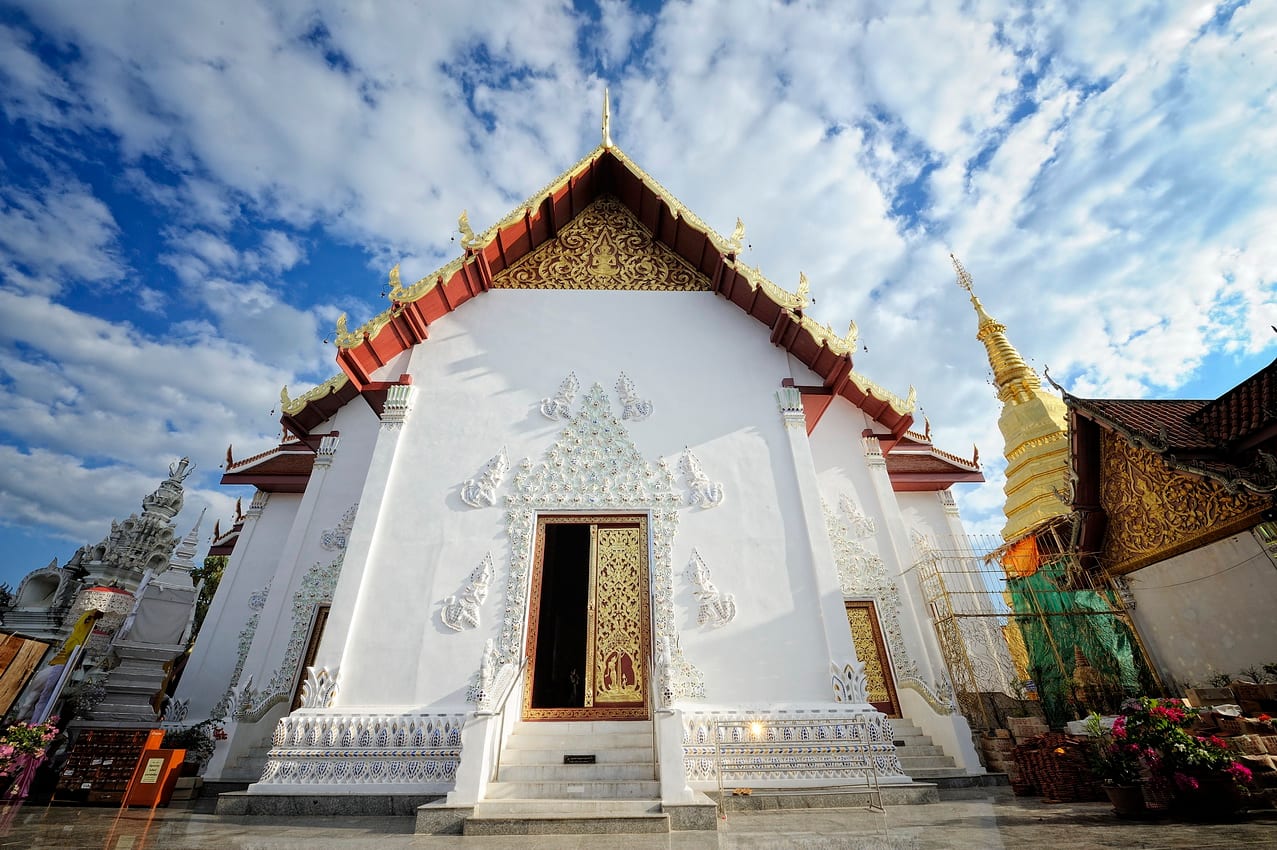 Wat Phra That Cho Hae (Royal Monastery)