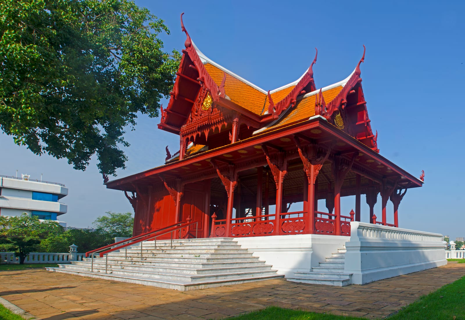 สวนสันติชัยปราการ & ป้อมพระสุเมรุ