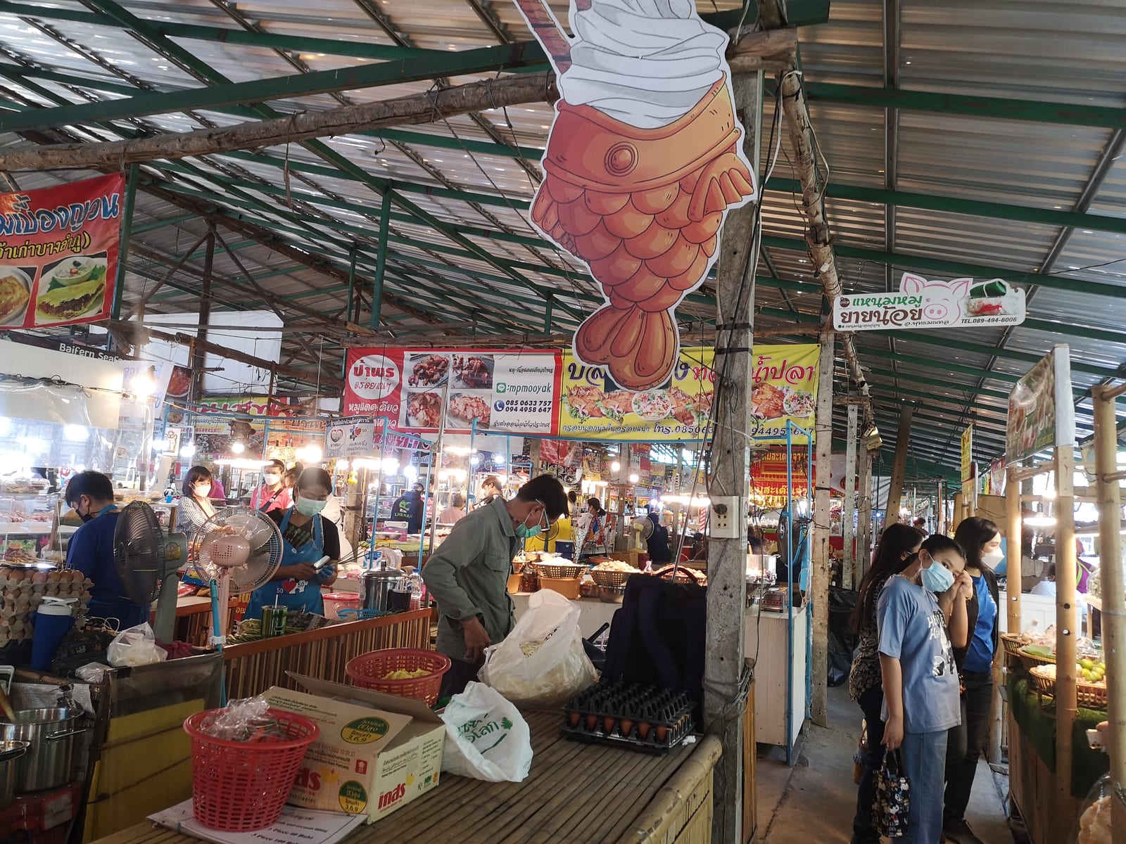 ตลาดน้ำคลองลัดมะยม