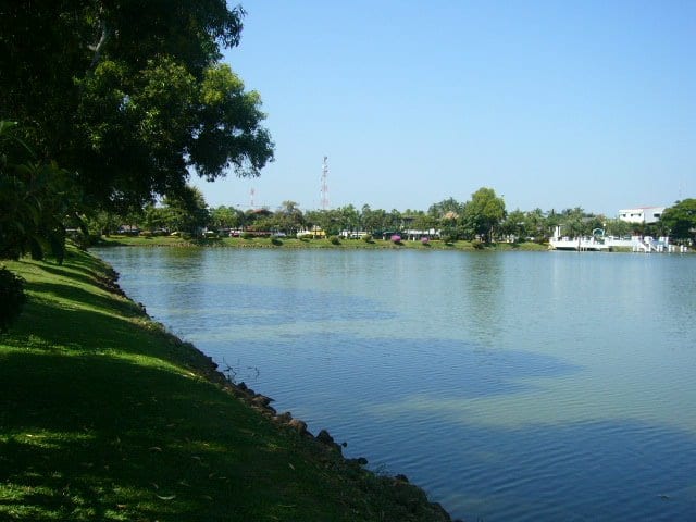 หนองหาร (สะพานชมวิวหนองหาร)