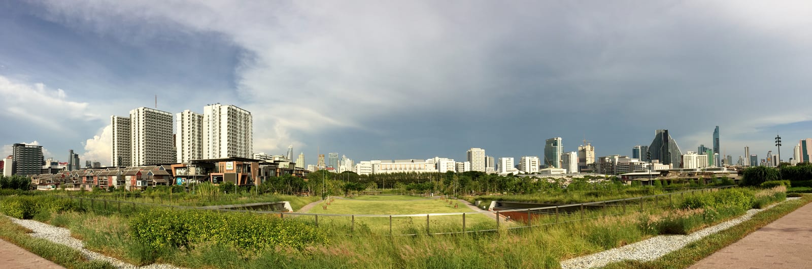 อุทยาน 100 ปี จุฬาลงกรณ์มหาวิทยาลัย (CU Centenary Park)