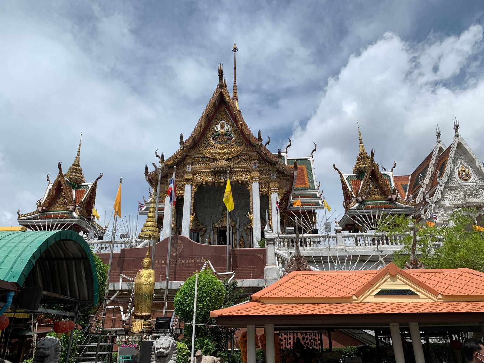 วัดหัวลำโพง พระอารามหลวง