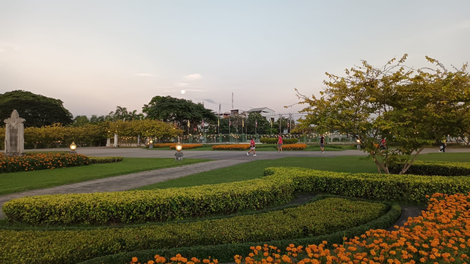 สวนหลวง ร.9
