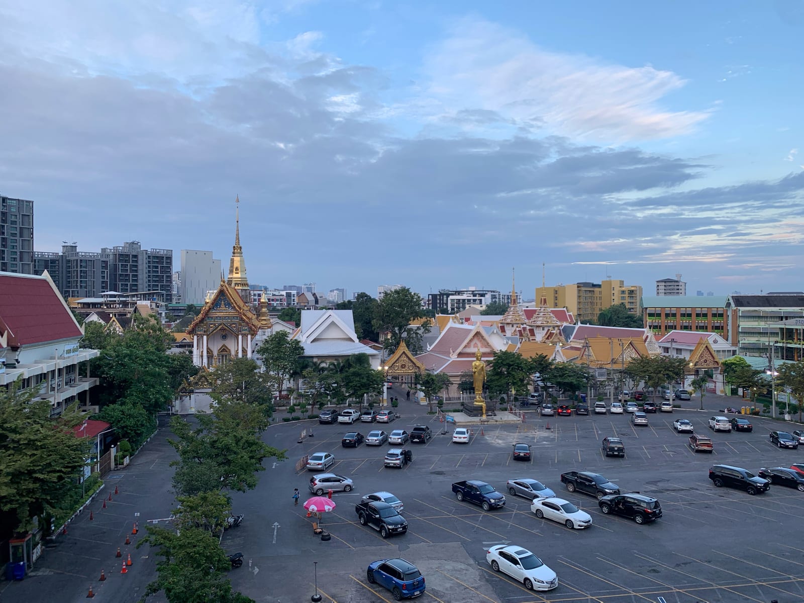 วัดธาตุทอง (Wat That Thong)