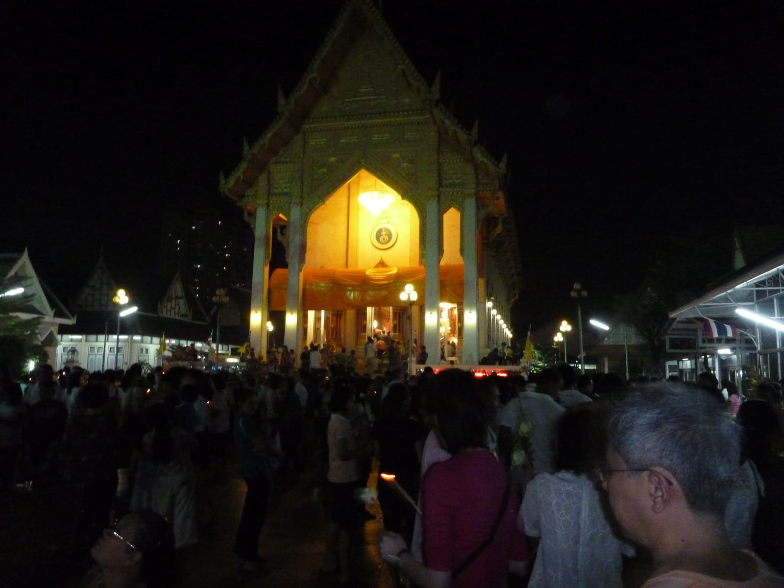 วัดธาตุทอง (Wat That Thong)