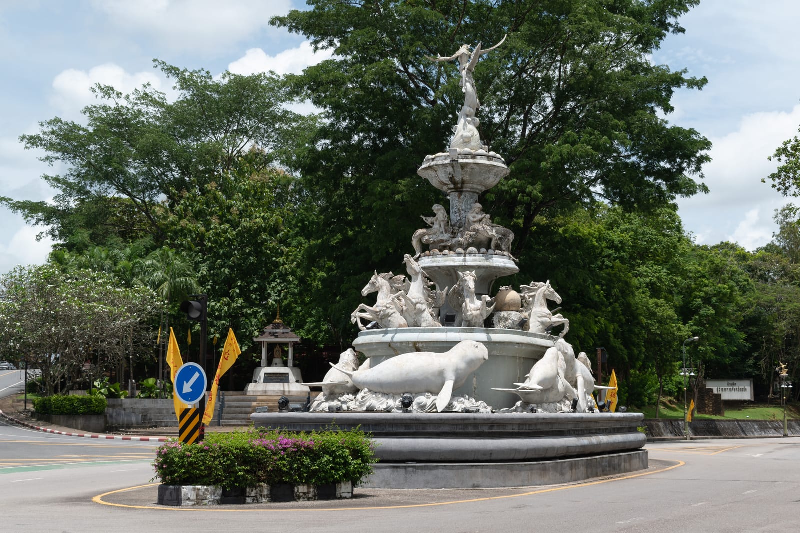 วงเวียนพะยูน (The Dugong Circle)