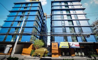 ห้อง Deluxe ของ 130 Hotel Bangkok ตกแต่งสะอาดทันสมัย เตียง King size