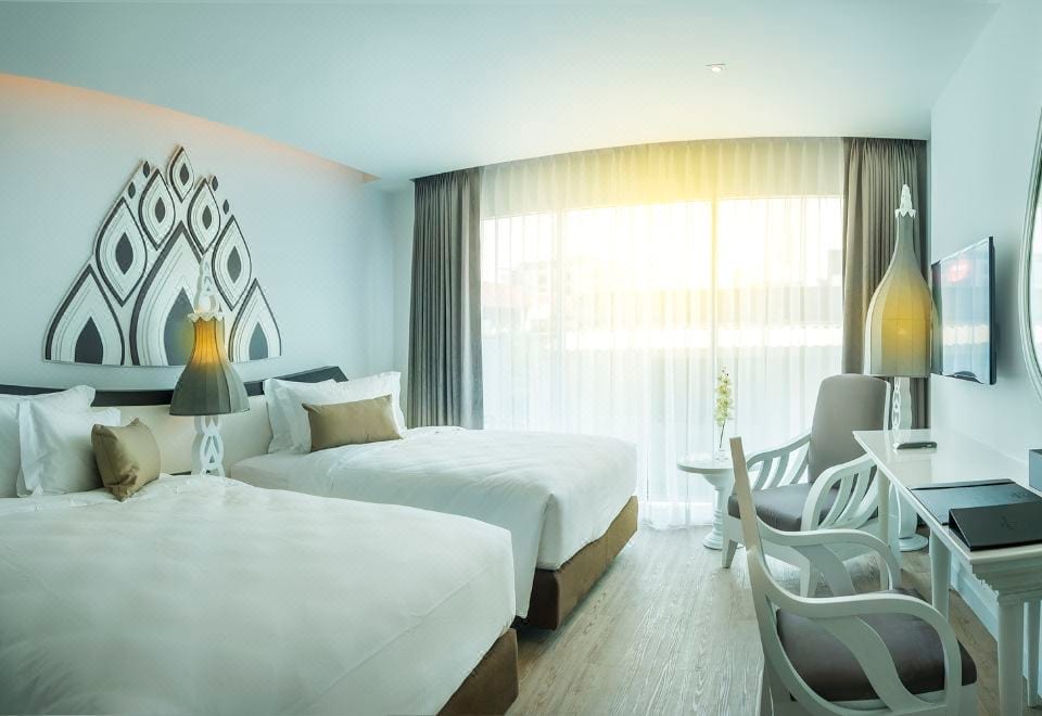 บรรยากาศพื้นที่ส่วนกลางและร้านอาหารของ Anajak Bangkok Hotel ย่านพญาไท