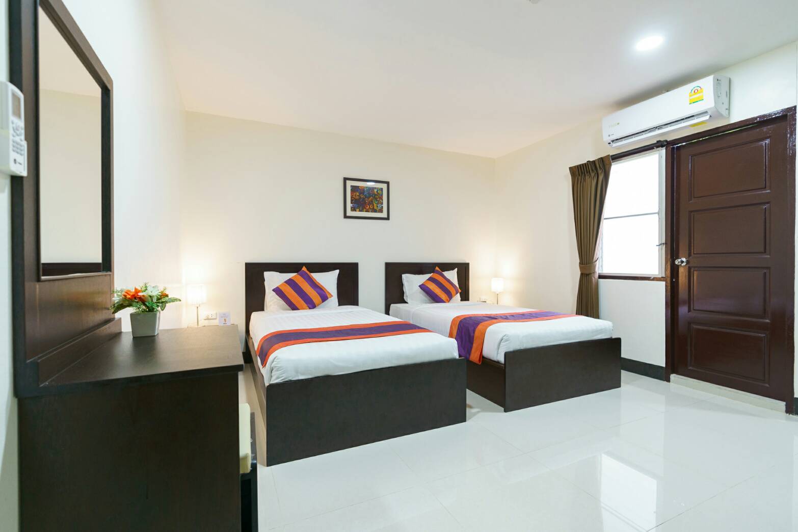 สระว่ายน้ำดาดฟ้า Aspira Residence Sukhumvit 71 วิวเมืองสุขุมวิทตอนปลาย กรุงเทพ