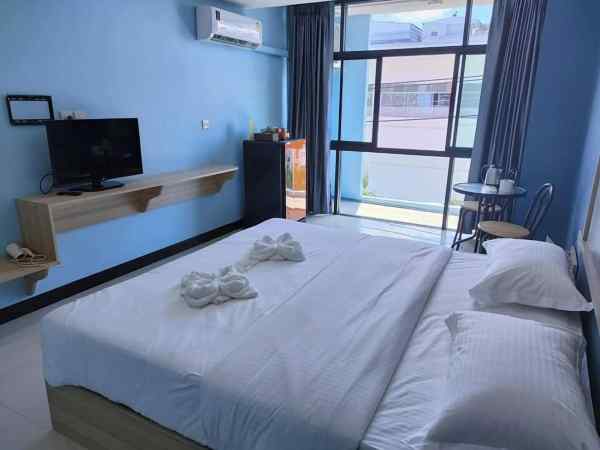 @81 Hotel (แอท 81 โฮเทล)