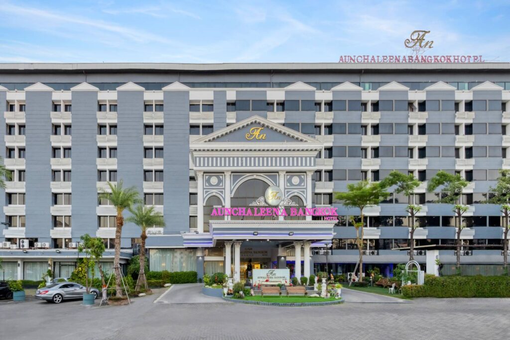 Aunchaleena Grand Hotel