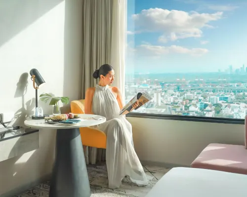 ร้านอาหาร Greenhouse ชั้น 7 ของ Avani Sukhumvit Bangkok ร้านบุฟเฟ่ต์นานาชาติ