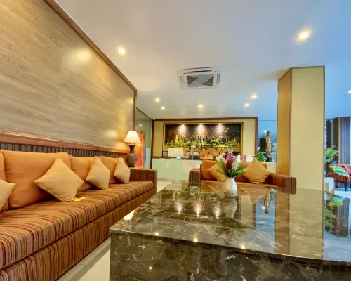 ล็อบบี้และพื้นที่ส่วนกลาง The Bedrooms Boutique Hotel บรรยากาศโมเดิร์นอบอุ่น