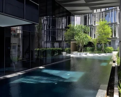 มุมพื้นที่ส่วนกลางและทางเข้าอาคารของ BoonRumpa Accommodation ย่านพหลโยธิน/อารีย์ กรุงเทพ