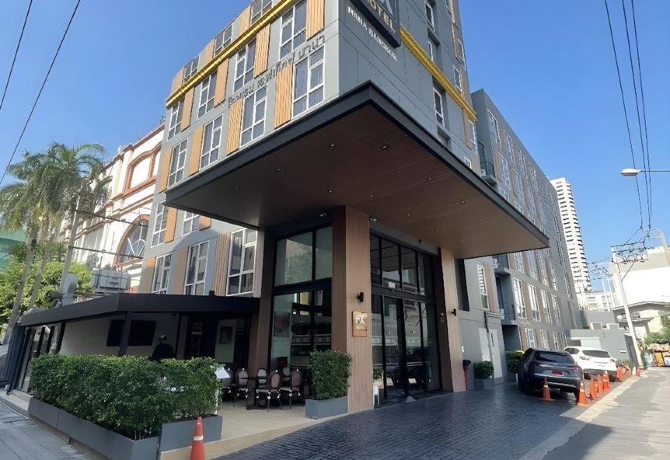 FX Hotel Nana Bangkok