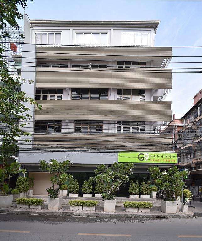 มุมส่วนกลางและทางเดินภายใน G9 Bangkok ย่านจตุจักร บรรยากาศสบายๆ สำหรับนักเดินทางงบประหยัด