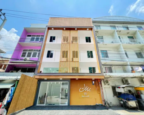 Brand-new guest room at H-Banaat Hotel Bangkok, with air-con, TV and clean decor, near Yanhee Hospital