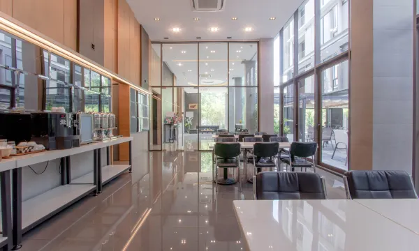 ห้องอาหารและพื้นที่ส่วนกลาง Kepler Residence Bangkok สำหรับแขกพักยาว