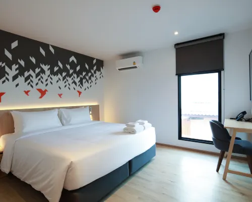 รูฟท็อปเลาจน์ KOO Hotel Bangkok วิวเส้นขอบฟ้าโซนแจ้งวัฒนะ-ปากเกร็ด