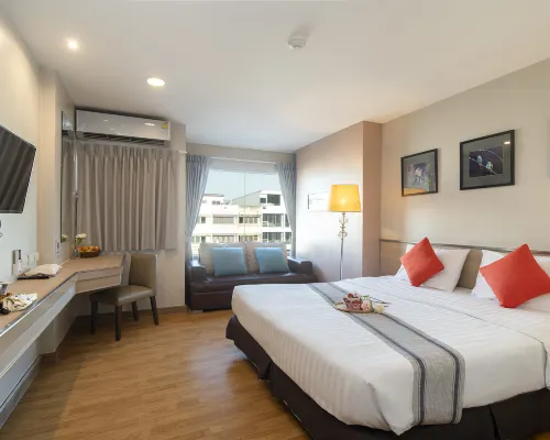 ห้องพัก Superior Double ของ Bangkok Loft Inn ถนนสมเด็จพระเจ้าตากสิน ธนบุรี กรุงเทพ