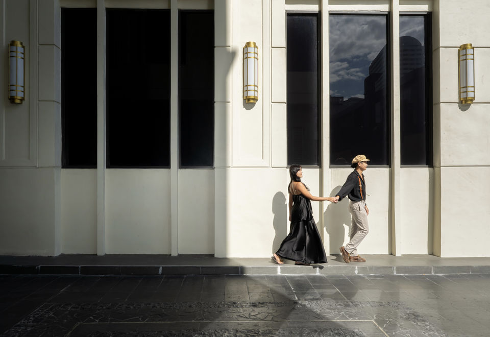ห้องนั่งเล่นและครัวครบครันใน Marriott Executive Apartments Bangkok Townhall สุขุมวิท 49