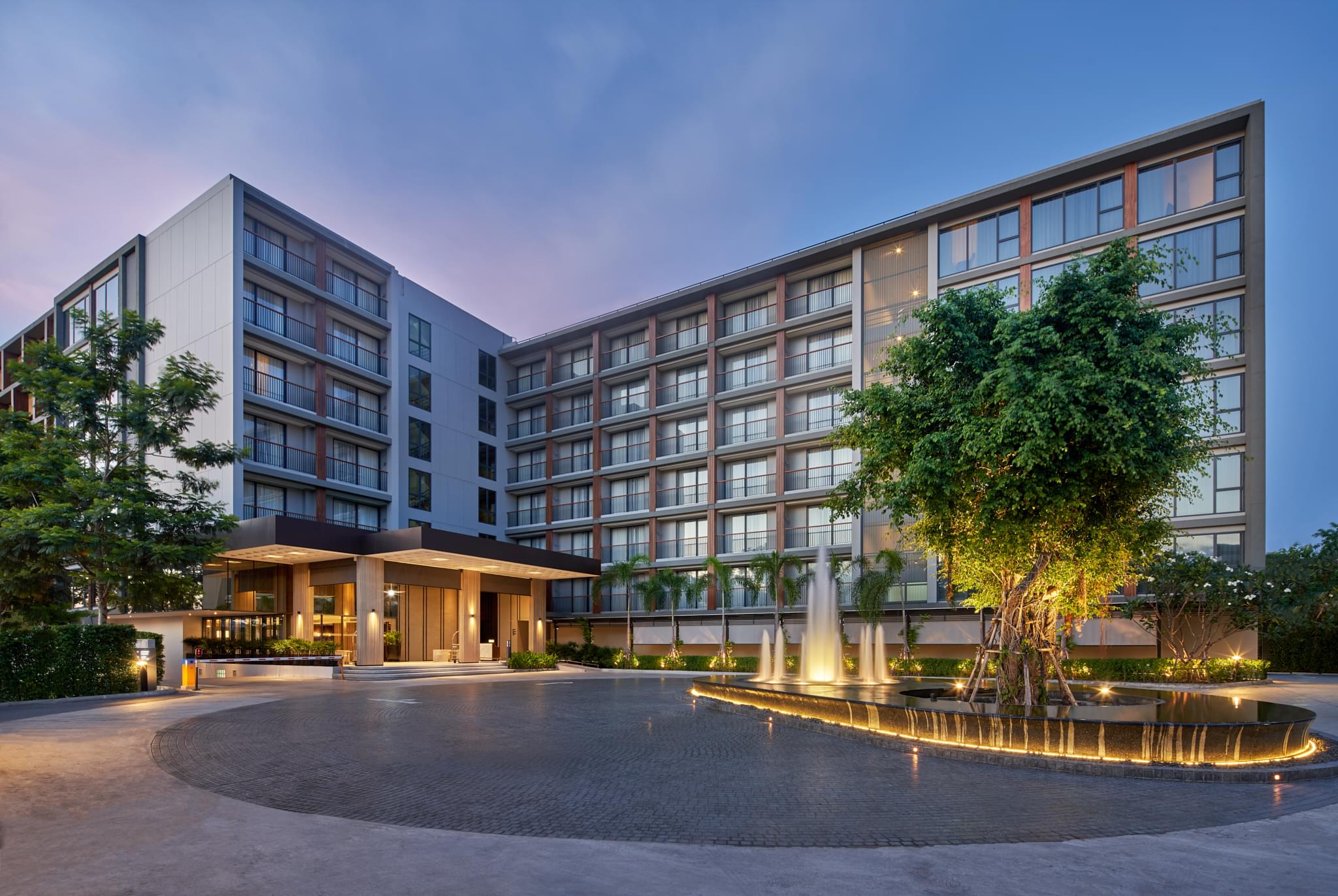 The Park Nine Hotel Suvarnabhumi exterior and tropical garden setting