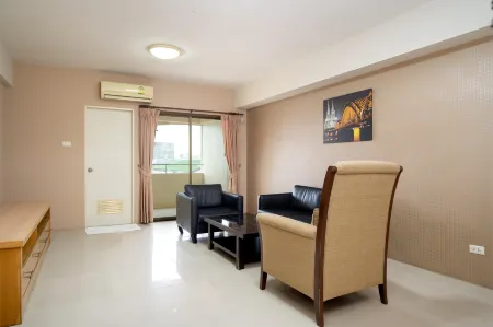 บริเวณล็อบบี้และส่วนกลางของ P-Park Hotel Bangkok