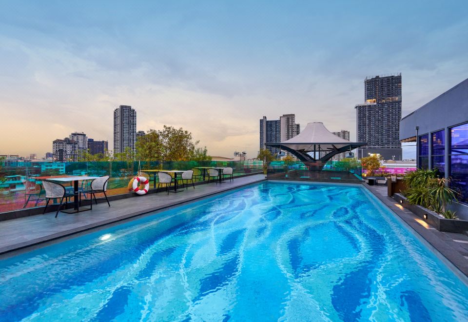 Ramada Plaza by Wyndham Sukhumvit 48