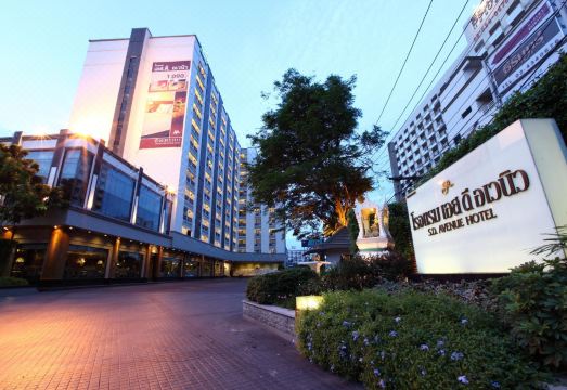 ห้องพักของ S.D. Avenue Hotel Bangkok โทนสีสดใสและสะอาด