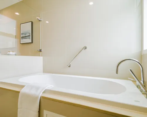 ห้อง Junior Suite ของ Shama Petchburi 47 Bangkok กว้างขวางพร้อมครัวครบ