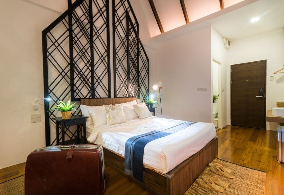 มุมสวนและเทอเรซของ Siam Nitra Boutique Hotel บรรยากาศร่มรื่นใจกลางย่านราชเทวี