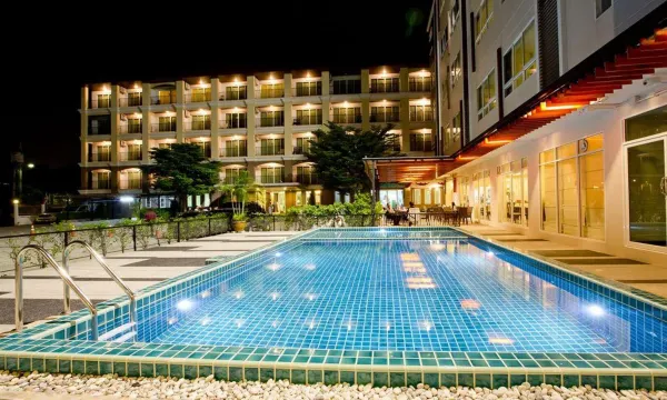 ห้องพักแบบ Deluxe Balcony ของ Sinsuvarn Airport Suite ลาดกระบัง