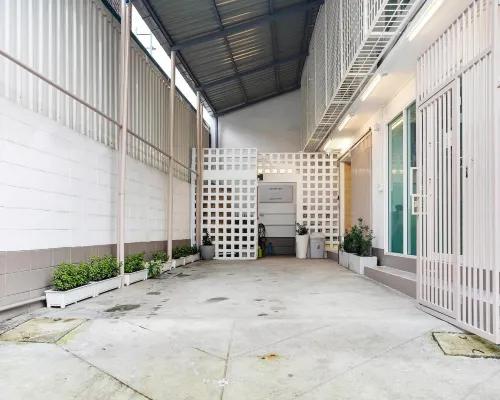 พื้นที่ส่วนกลางและทางเดินของ Takka Hotel Bangna กรุงเทพ