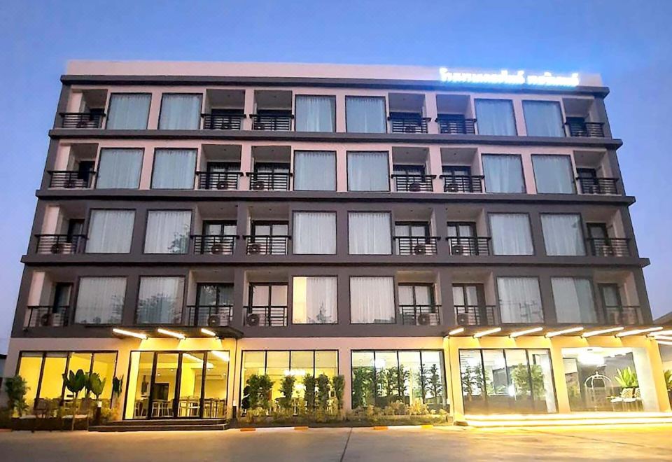 The 9 Residence Hotel