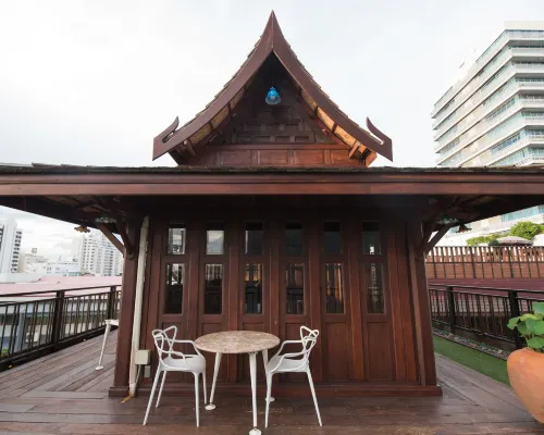 True Siam Rangnam Hotel