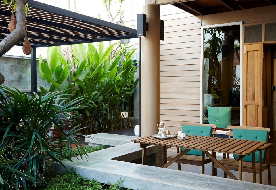 Uncle Loy's Boutique House