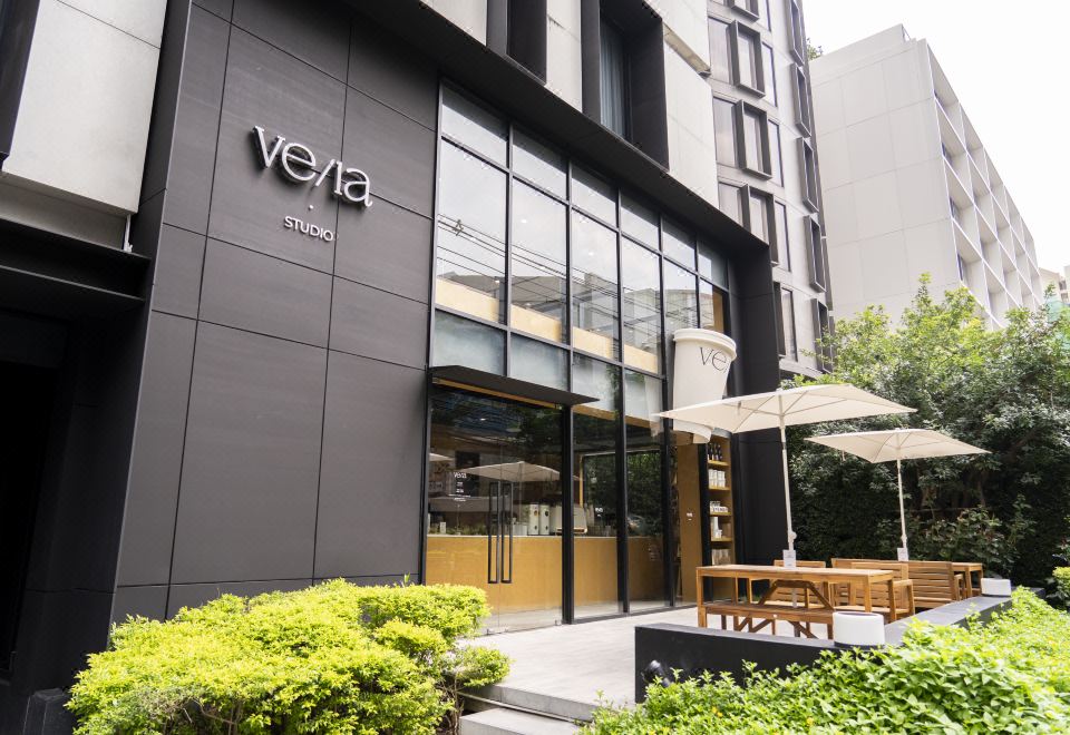 ห้องอาหาร VE/LA Coffee Studio ภายใน Walton Suites Sukhumvit บรรยากาศดี