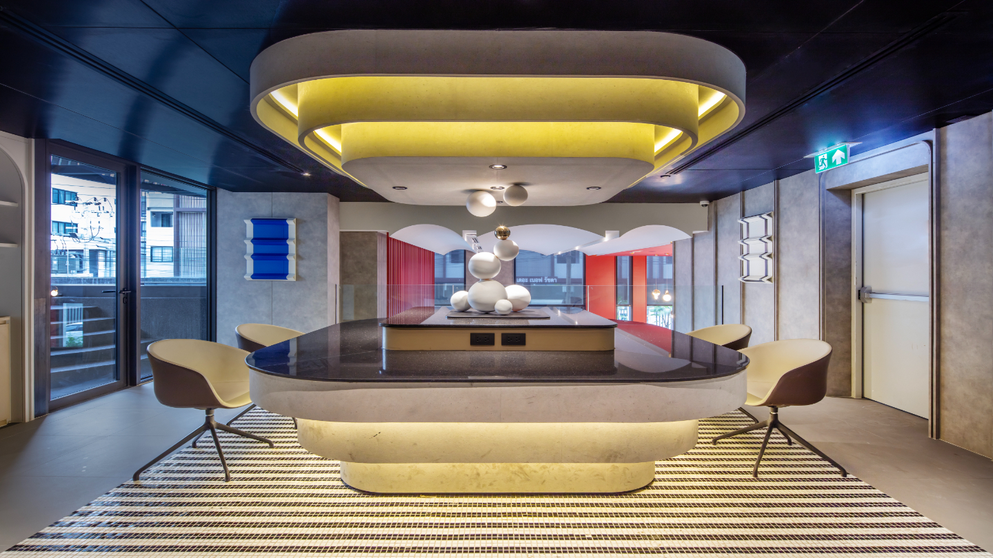 Co-working space ภายใน Best Western Ratchada Hotel บรรยากาศโล่งสบาย พร้อม Wi-Fi ฟรี