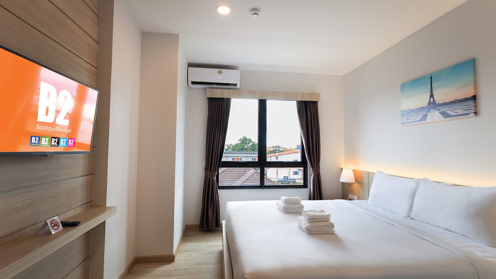 ห้อง Superior Premier ของ B2 Bueng Kan ดีไซน์เรียบทันสมัย เตียงใหญ่นอนสบาย