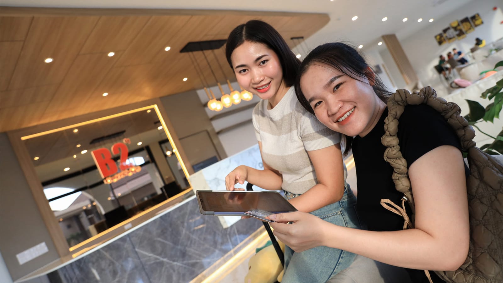 อาคารและพื้นที่ส่วนกลางของ B2 Bueng Kan บึงกาฬ ตกแต่งสไตล์บูทีคเรียบโมเดิร์น