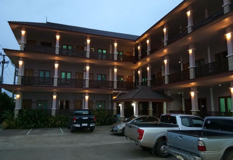 M Grand Hotel