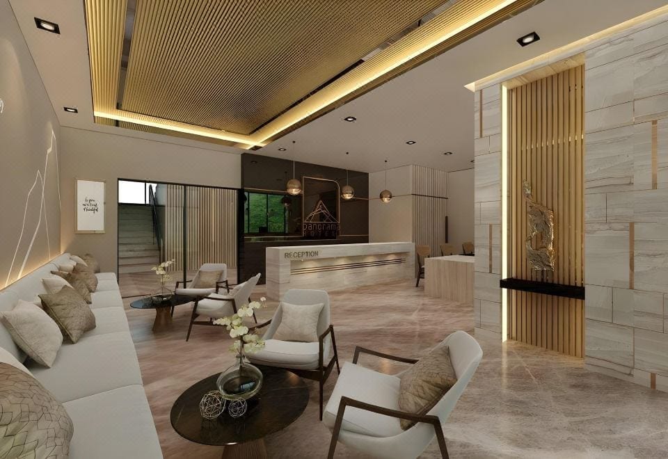 สระว่ายน้ำและมุมพักผ่อนกลางแจ้งของ Panorama Hotel Buriram บุรีรัมย์