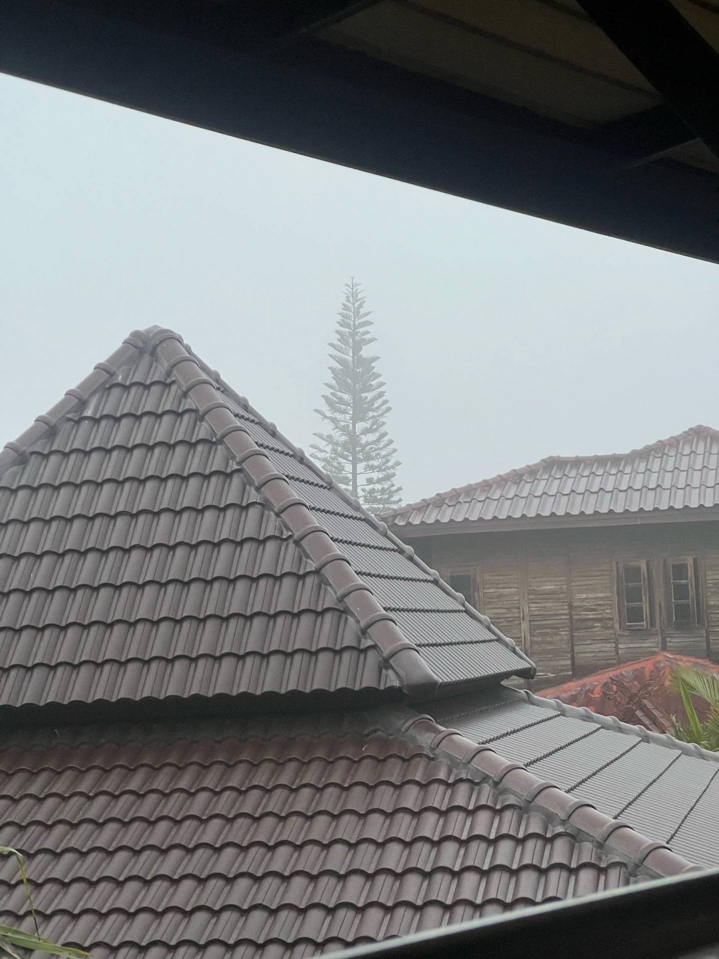 Pa Din Hin Ngam Resort