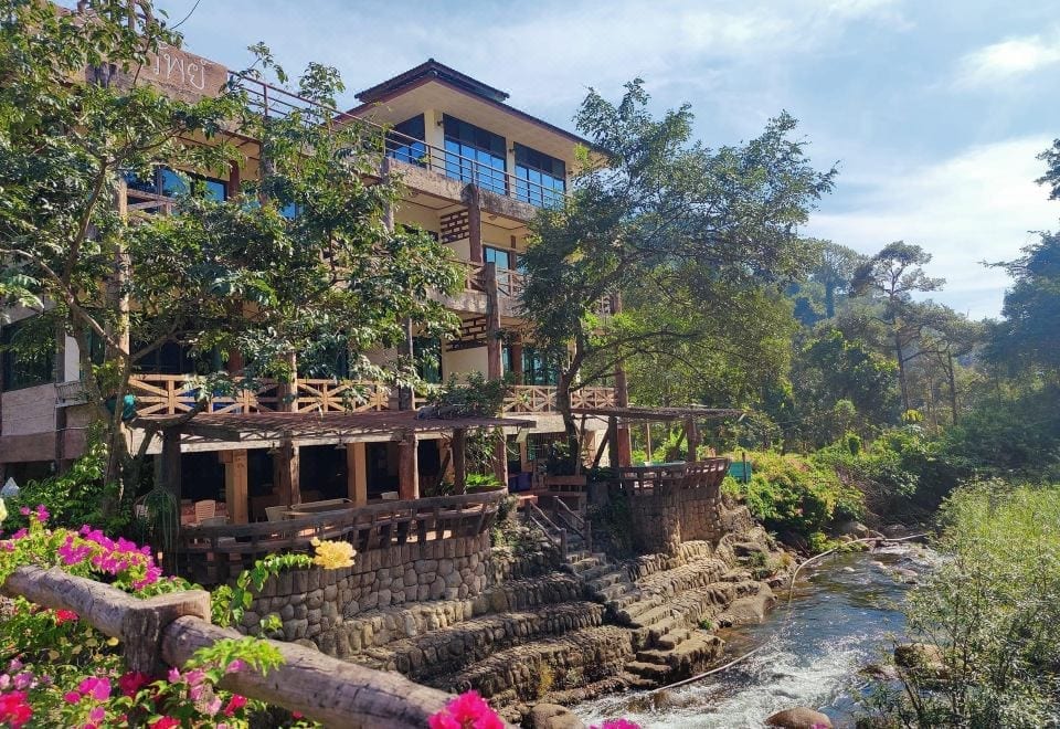 Baansuanrudee Resort
