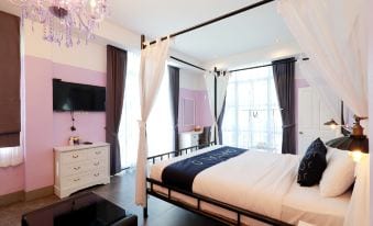 ห้องพักตกแต่งสไตล์ชิคกลางสวนของ at NaTa Chiangmai Chic Jungle