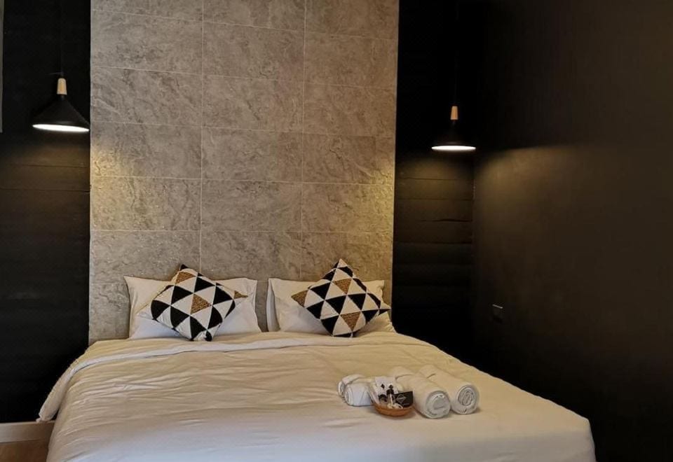 The Entaneer Poshtel