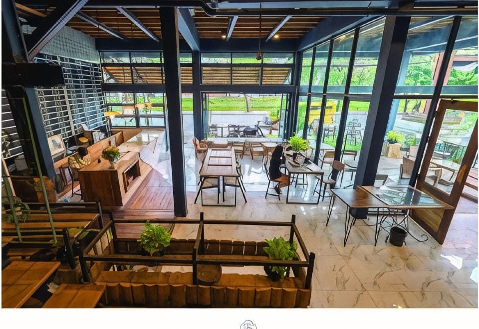 ด้านหน้าอาคาร Sri Chiang Yeun House ในย่านประตูช้างเผือก เชียงใหม่