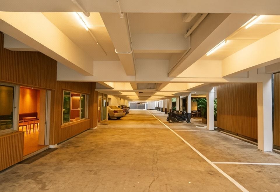 อาคารและส่วนกลางของ The Rama Hotel เชียงราย ใกล้ใจกลางเมือง