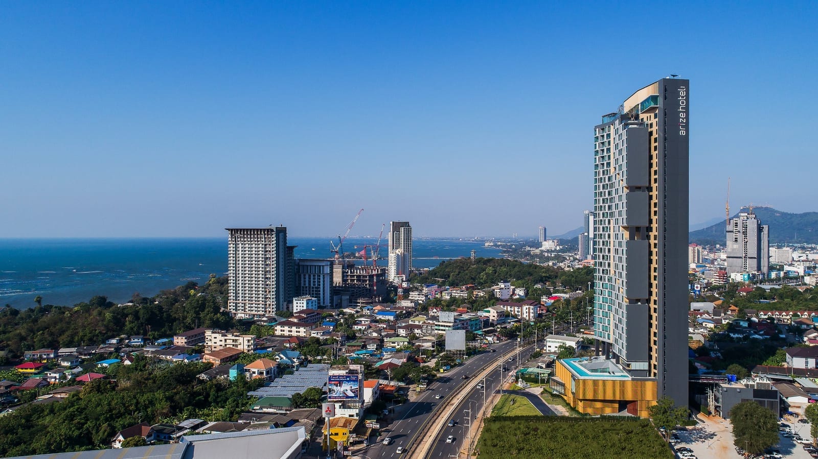 Arize Hotel Sriracha
