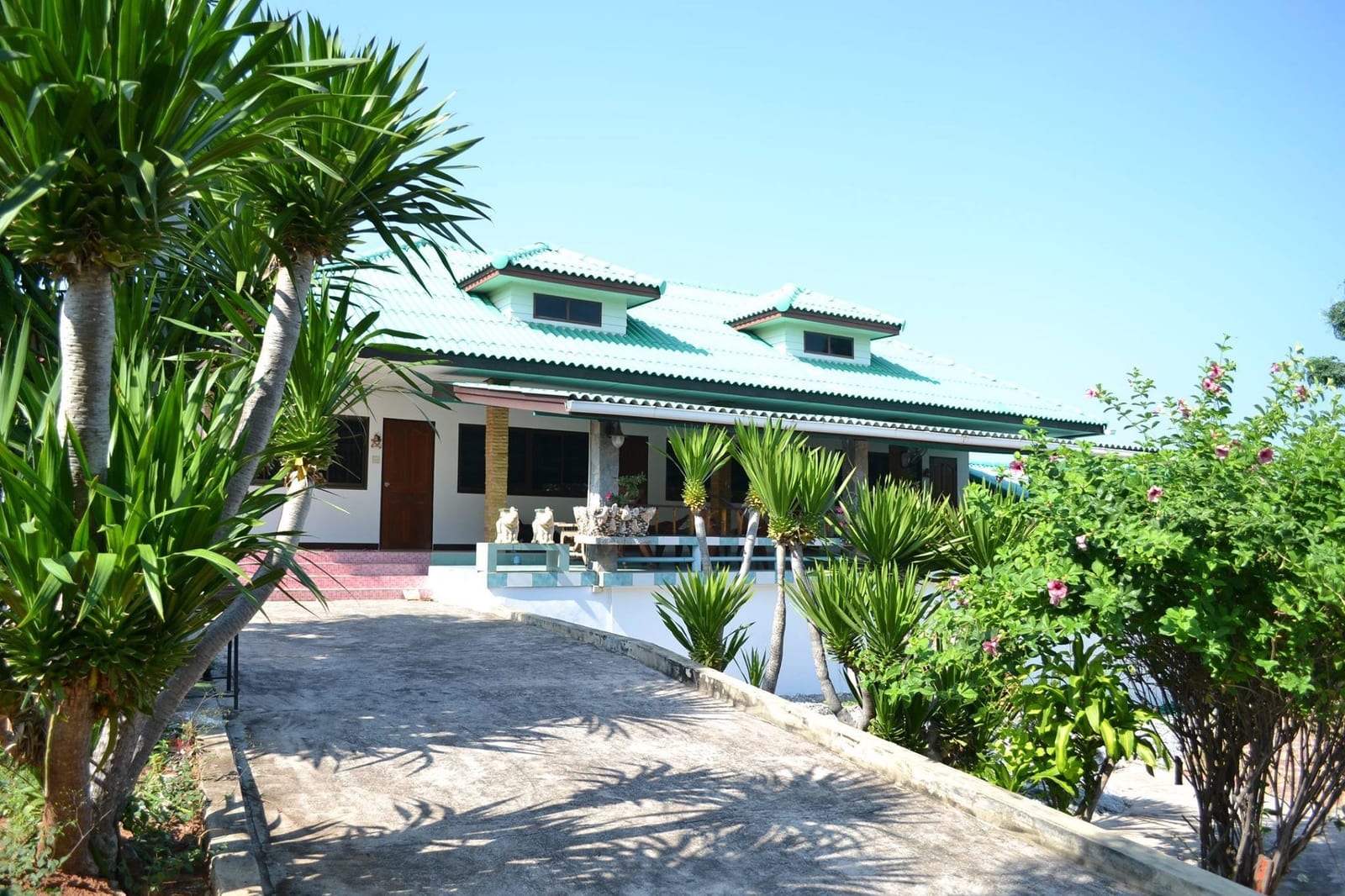 Benjaporn Bungalow
